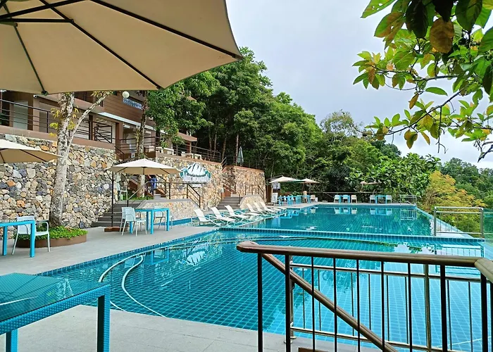 Mist Mountain Powered By Cocotel Cebu